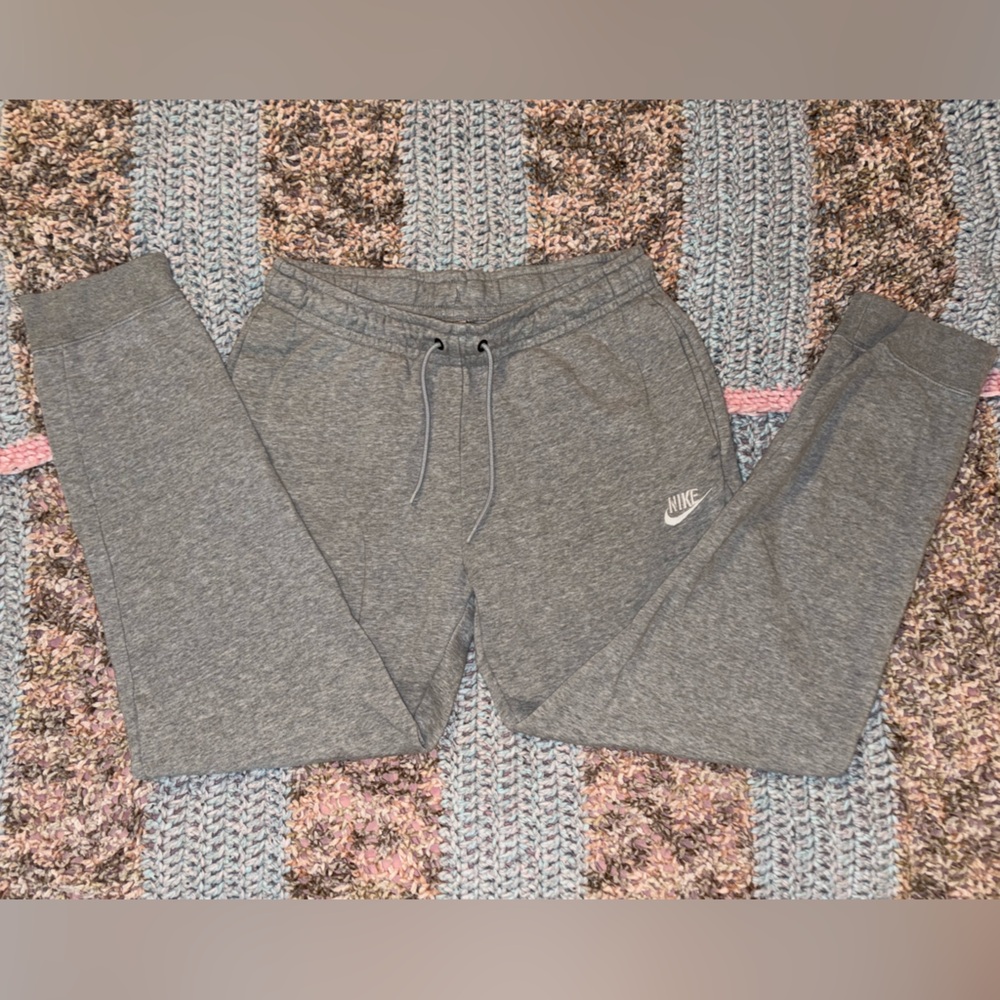 Nike Heather Gray Sweatpants